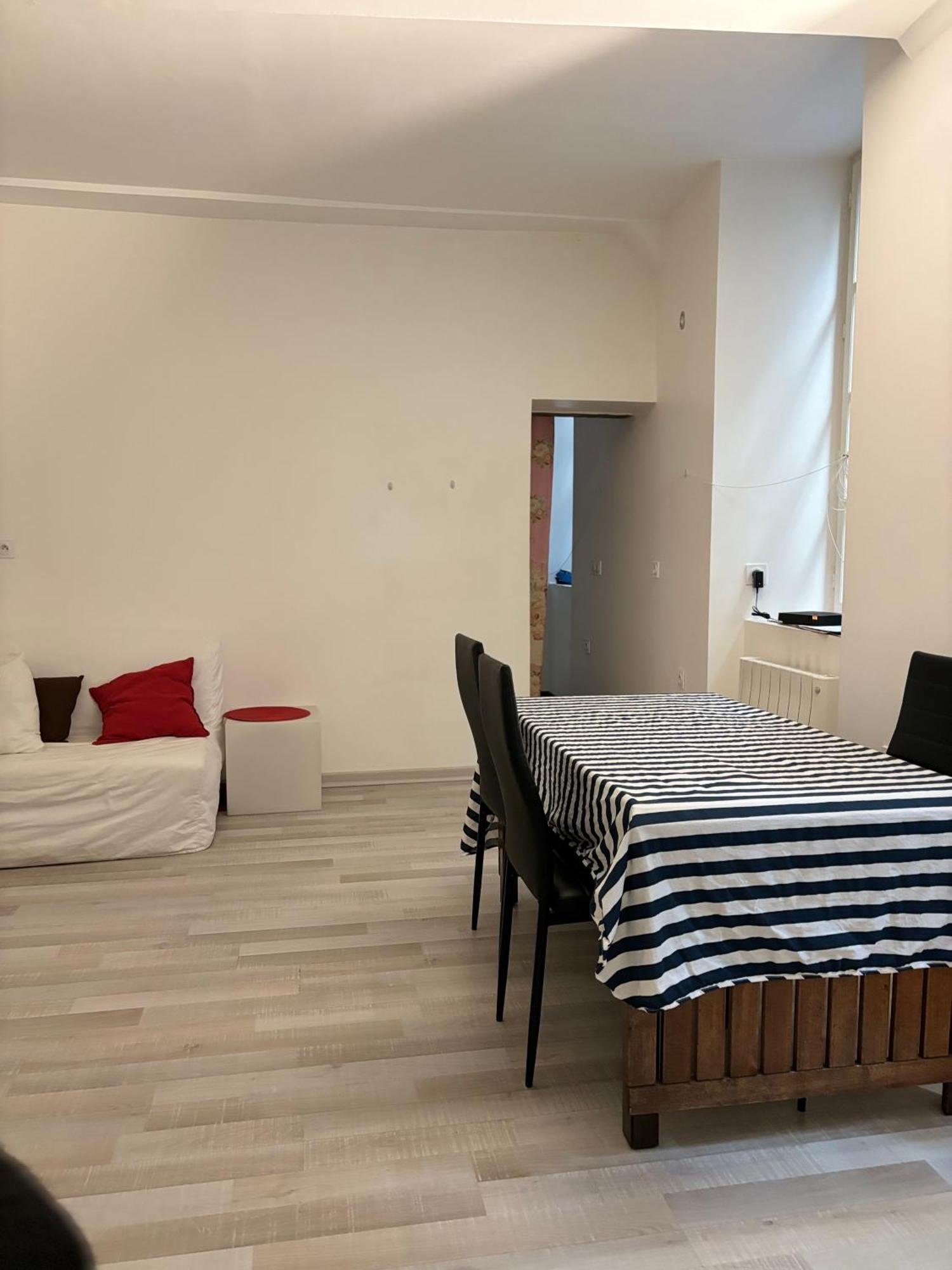 Moonlight Apartment Chambery Exterior photo